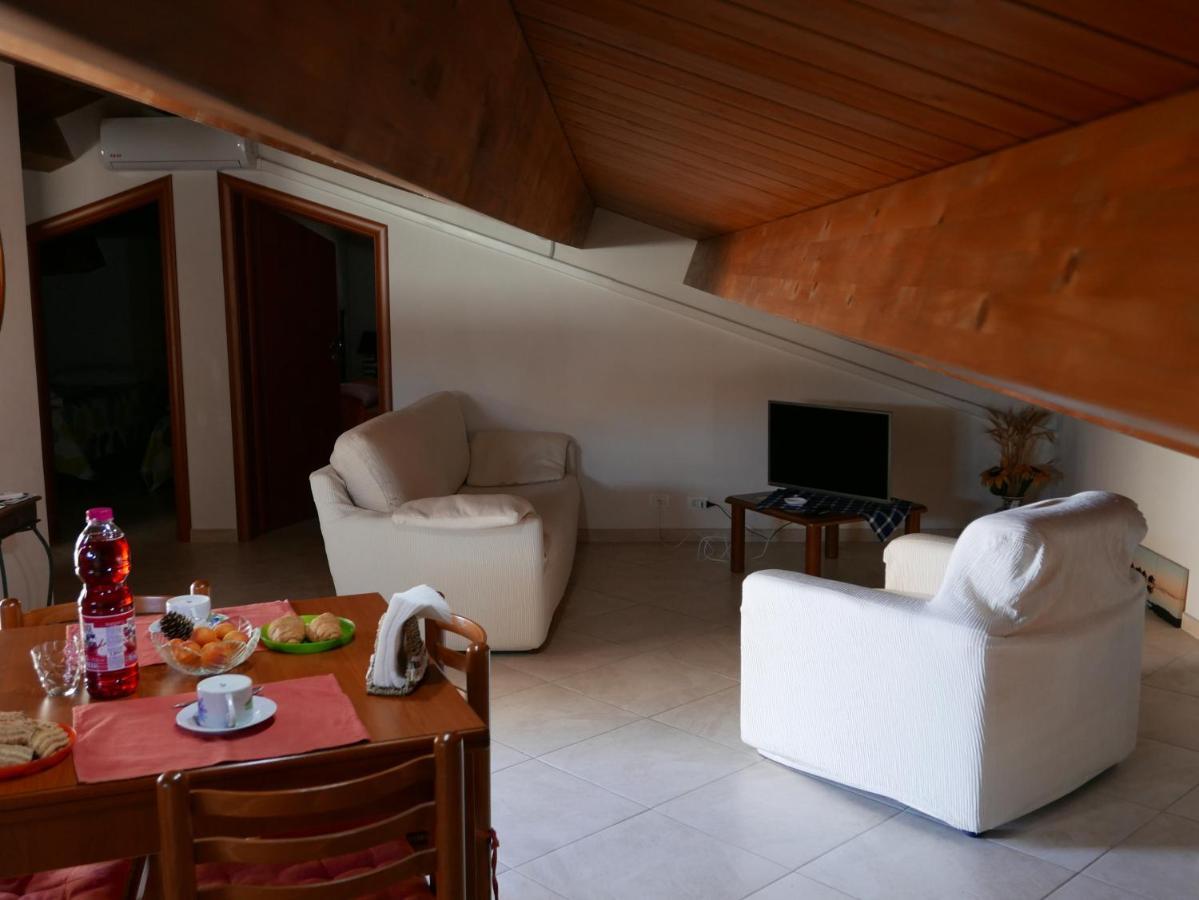 Casa Angela Apartment Санта Кроче Камерина Екстериор снимка